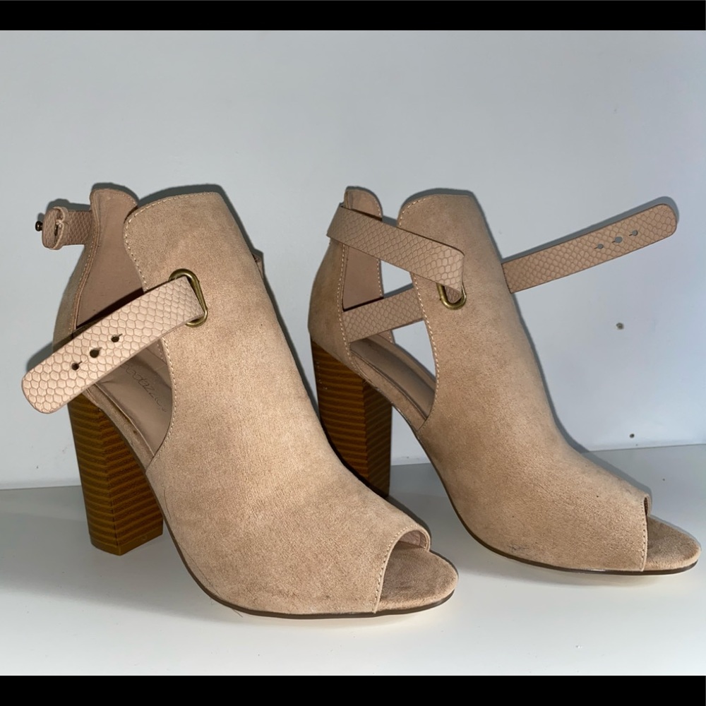 Open toes - Picture 5 of 7